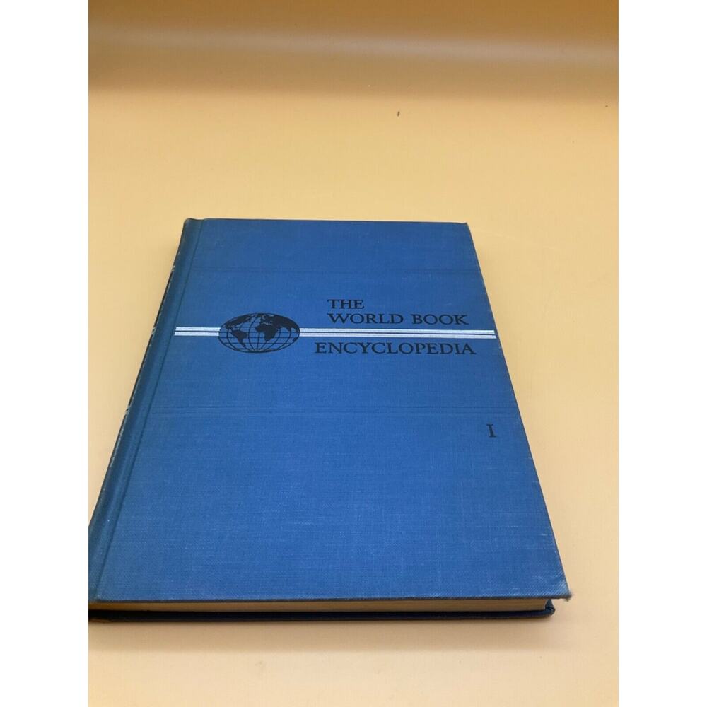 1961 World Book Encyclopedia Vol 9 "I", Vintage Hardcover, Field Enterprises‎